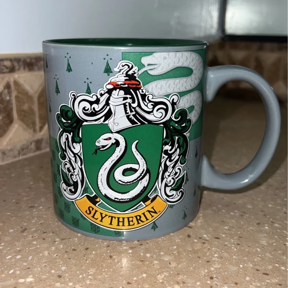 Harry Potter Slytherin mug